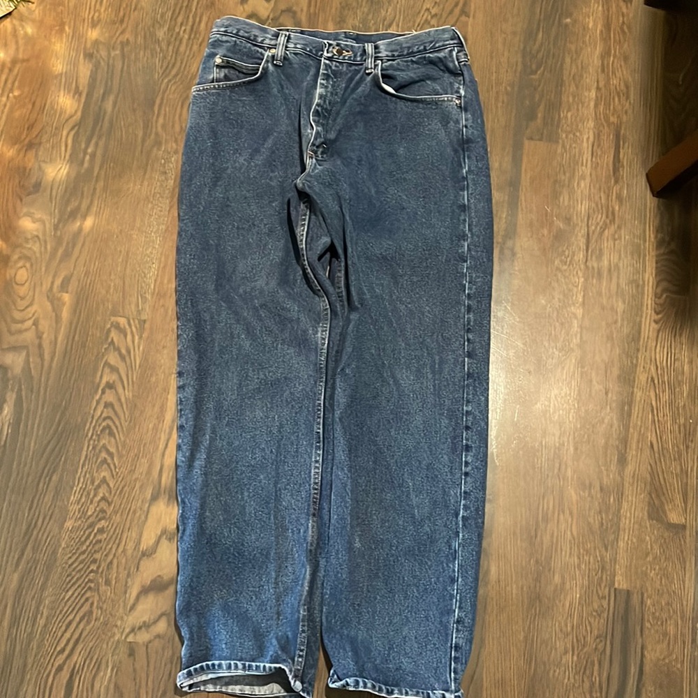 Wrangler | Jeans | Relaxed Fit | 38 x 32